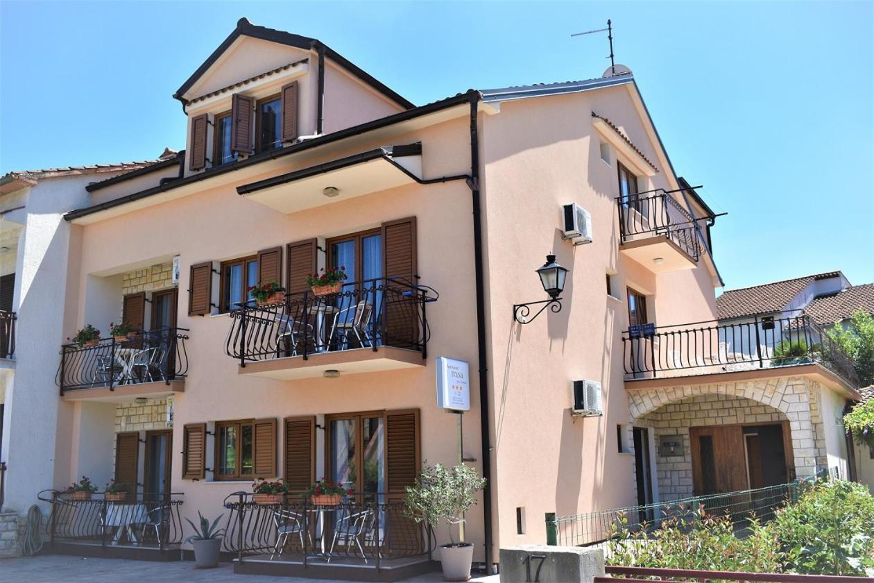 Apartments & Rooms Ivana Rovinj Exteriör bild
